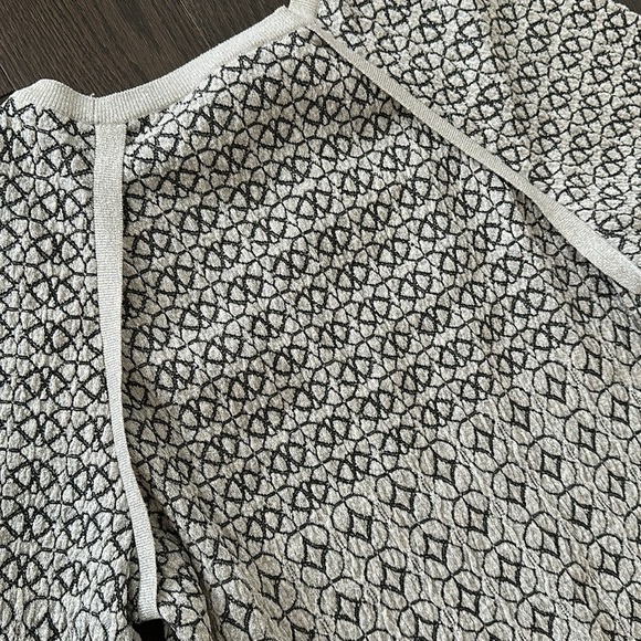 Chanel silver knit dress size 36 - Picture 6 of 6